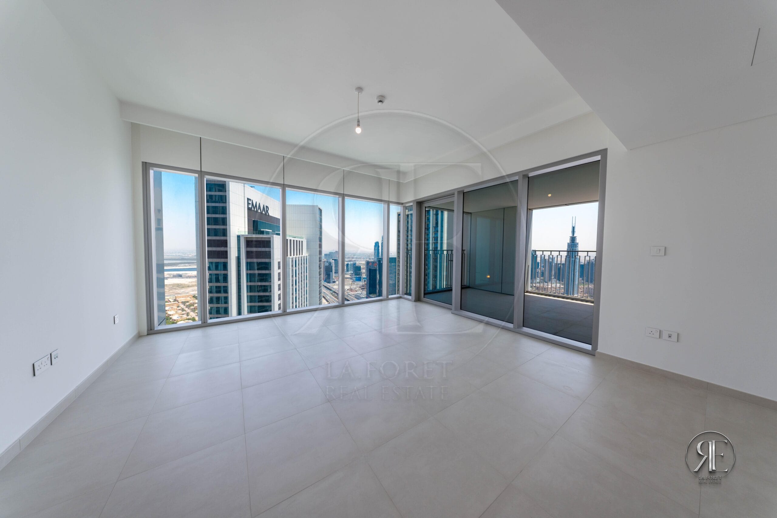 Burj Khalifa View | Large Layout | Payment Plan