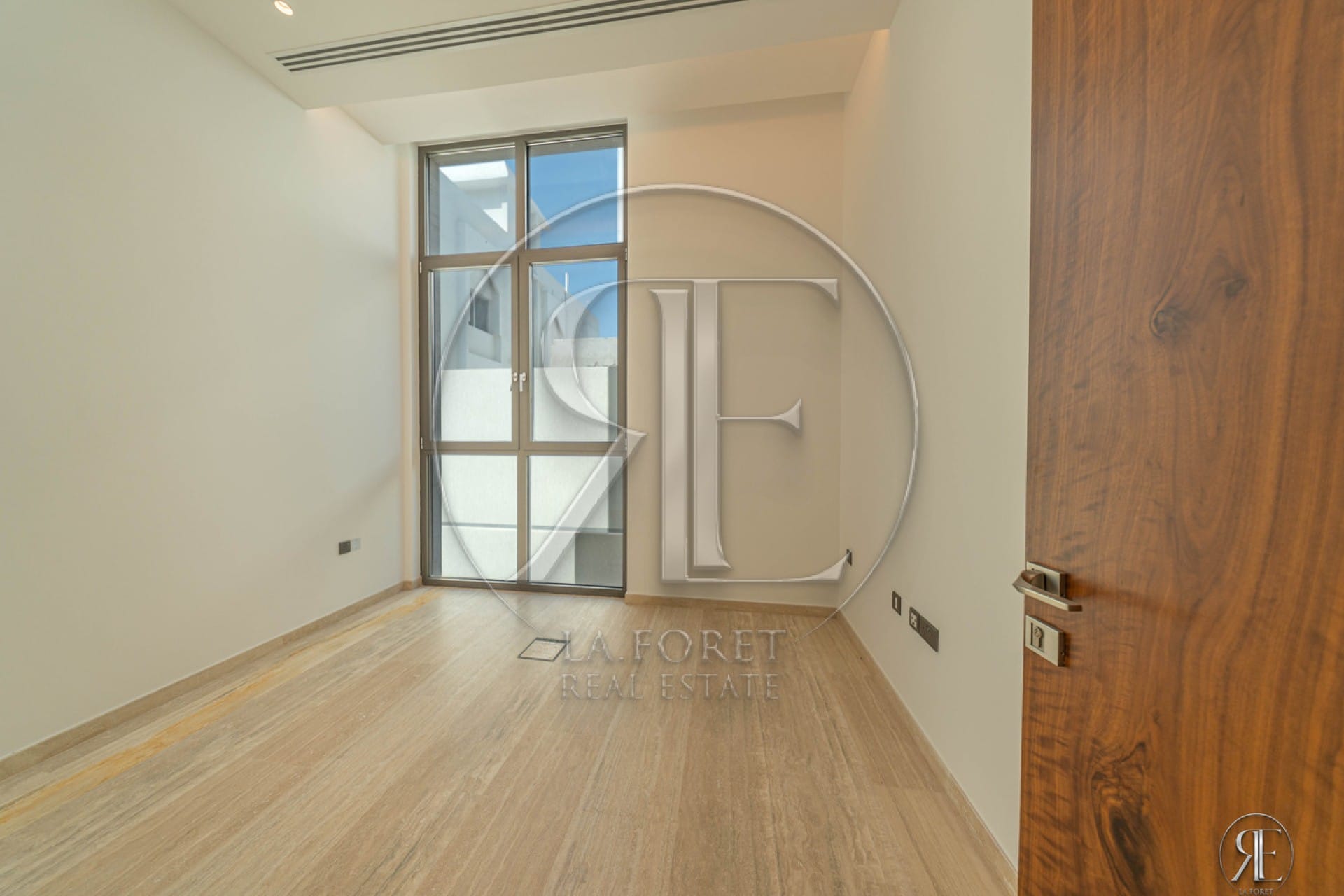 Brand new Villa | Jumeirah 2 Ft Walk to the Beach